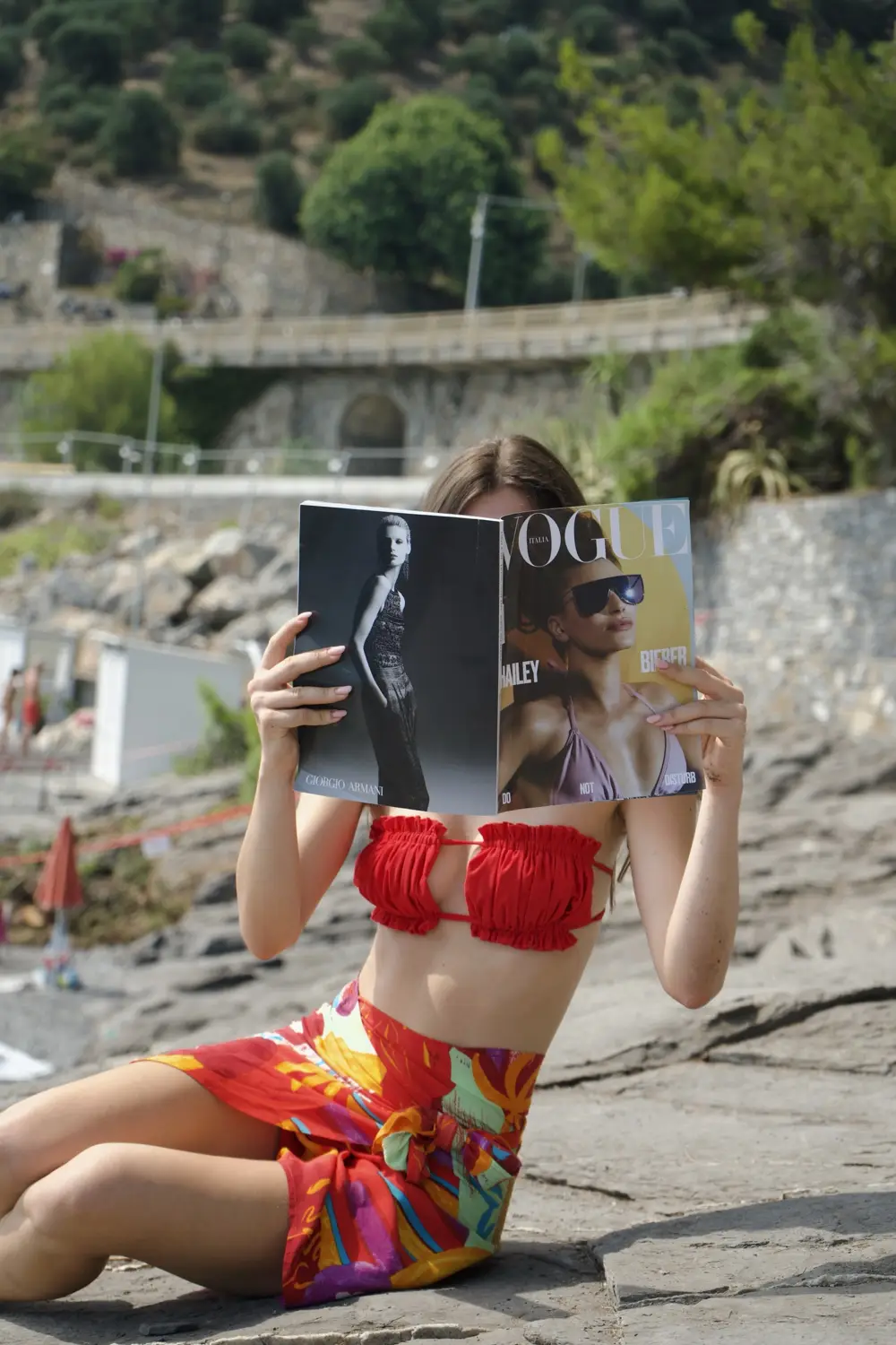 La Riviera — Vittoria Milanese, il volto nascosto dietro la rivista